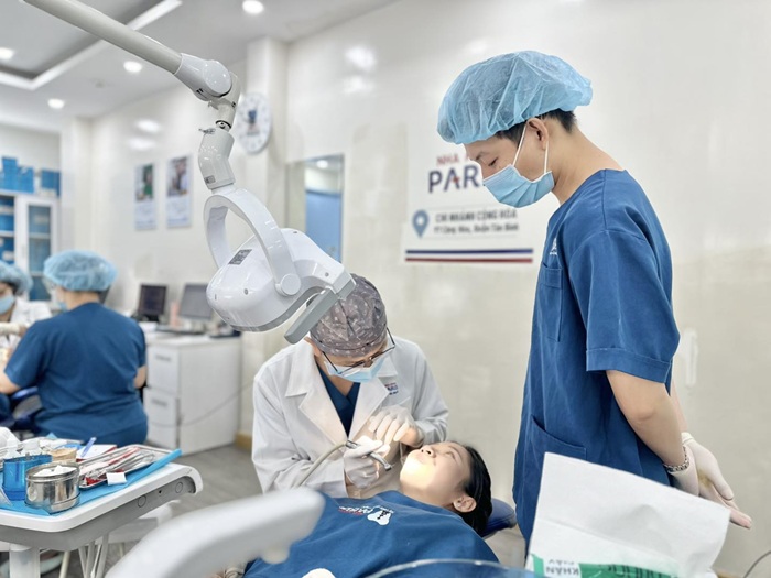 Bác sĩ nhẹ nhàng thực hiện, tư vấn rõ ràng
